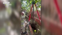 Cadela cai em poço de três metros e é resgatada por bombeiros em Foz do Iguaçu