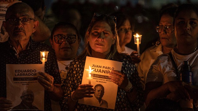 A días del anuncio de la ley de amnistía a presos políticos en Venezuela, familiares continúan exigiendo su liberación