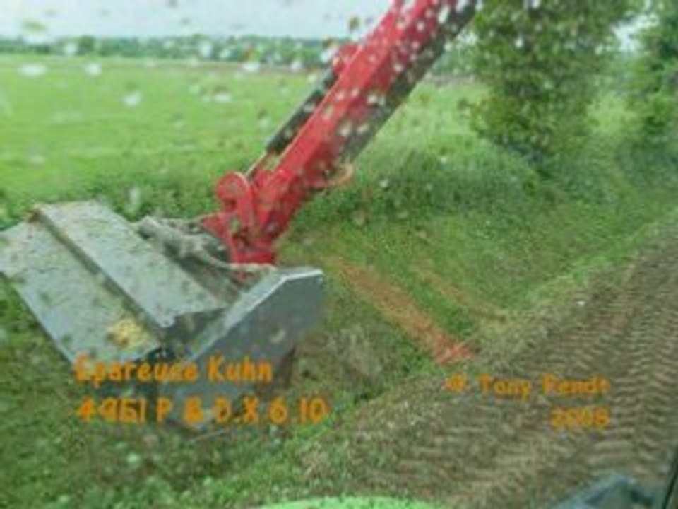 Epareuse KUHN 4951 P & Deutz Fahr 6.10 Par Tony Fendt