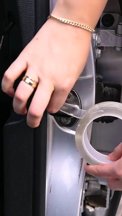 Unexpected car door lack hack that works🚗