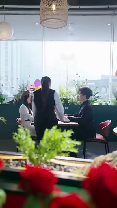 Fake marriage to cold CEO I keep my distance yet he tempts me again and again