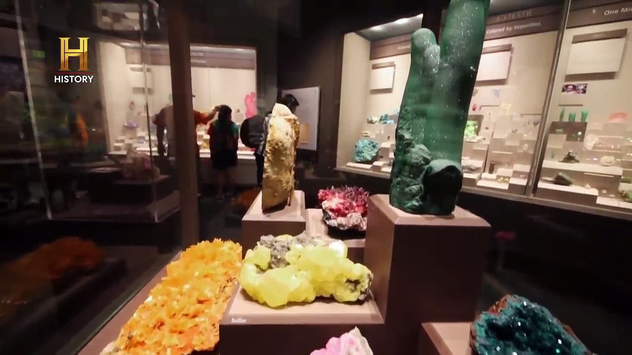 GRANDES ROBOS DE LA HISTORIA CON PIERCE BROSNAN: EL ROBO AL MUSEO DE HISTORIA ｜ EPISODIO COMPLETO