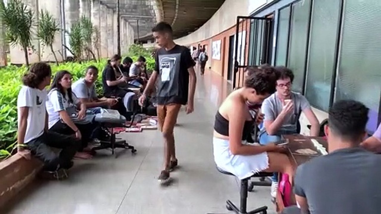 Utopia Distopia (2020)