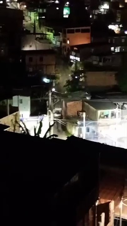 Tiroteio intenso é registrado no Jardim Santo Inácio na noite desta segunda-feira