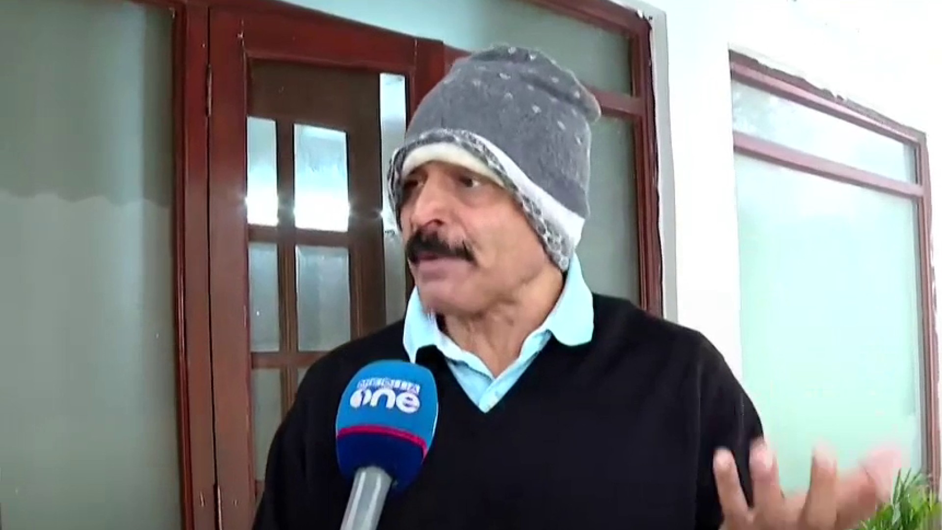 'അമേരിക്കൻ പ്രസിഡൻ്റിന് മുന്നിൽ ഒരക്ഷരം മിണ്ടാതെ എല്ലാത്തിനും വഴങ്ങുന്ന ഒരു പ്രധാനമന്ത്രി'