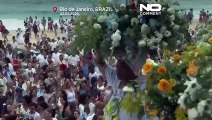 Brazil : Thousands in Rio de Janeiro honour sea goddess Yemanjá on the beach