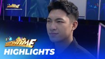 It's Showtime: Darren, sasagutin ang POT question para kay Ate Che! (Laro, Laro, Pick)