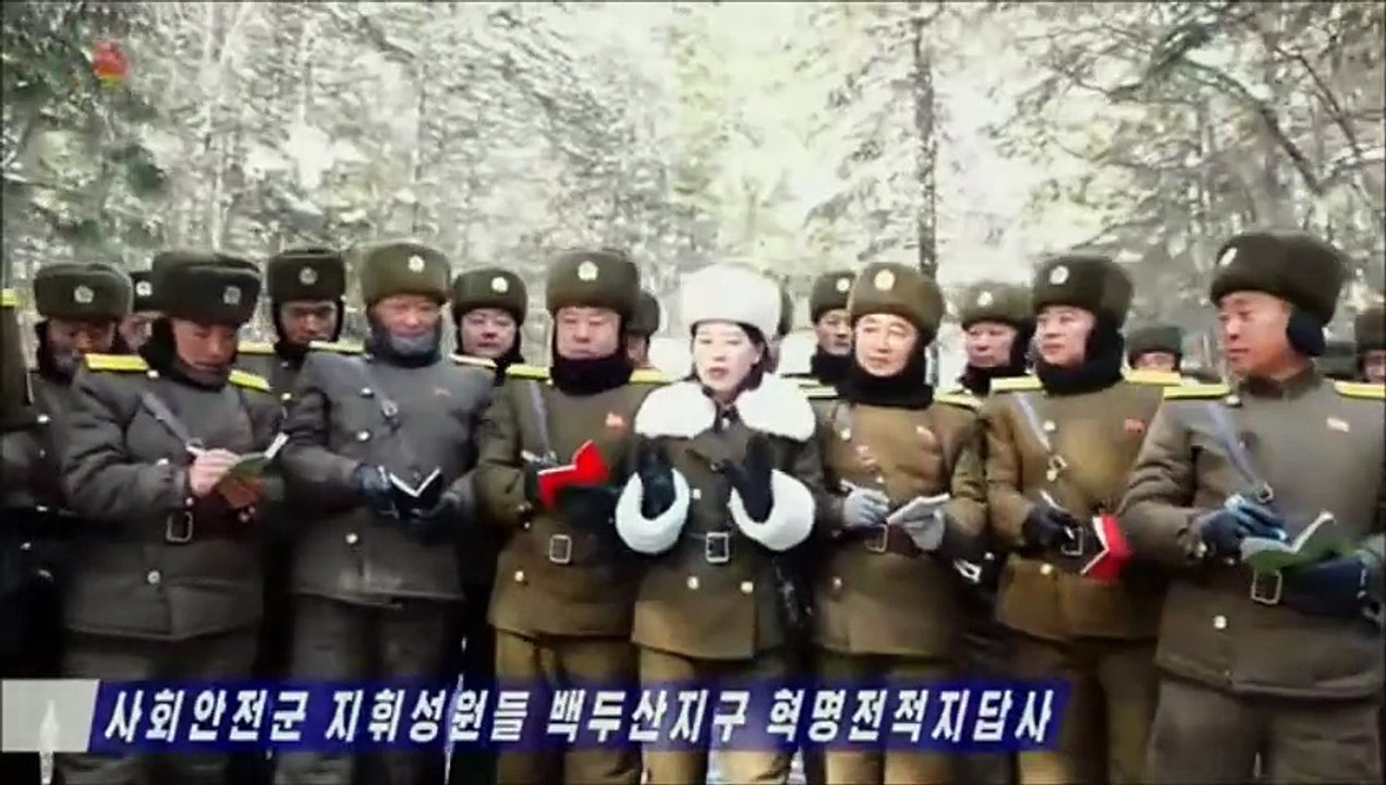 Caravana pelos locais de batalha revolucionária da zona do monte Paektu