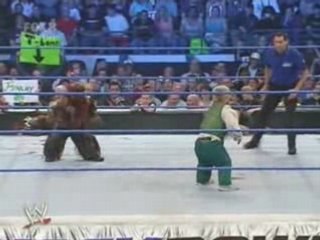 Hornswoggle vs Mini Boogeyman