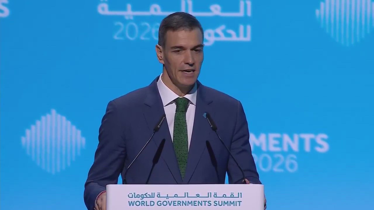 Pedro Sánchez anuncia la prohibición de redes sociales a menores de 16 años