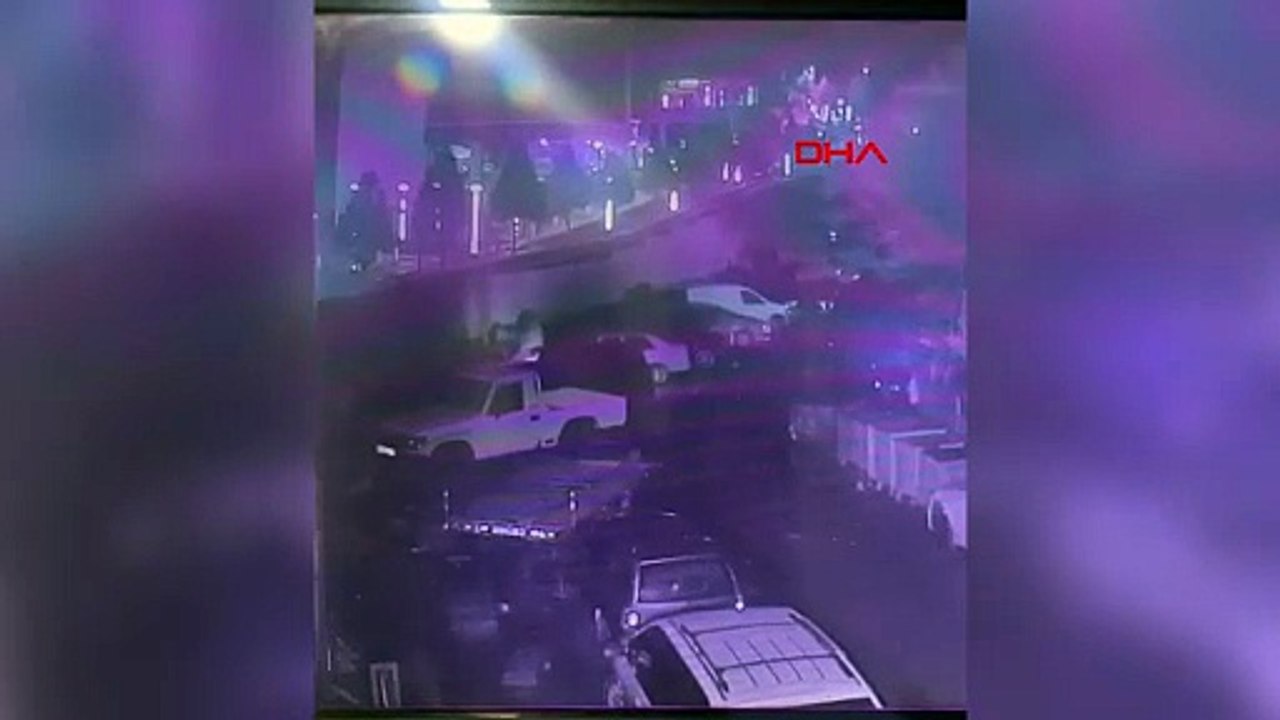 13 suç kaydı var! Ateş yaktı otomobilleri hurdaya döndürdü: Alevler yayılınca kaçtım