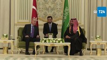 Cumhurbaşkanı Erdoğan Riyad'da, Suudi Arabistan Veliaht Prensi Muhammed bin Selman ile bir araya geldi
