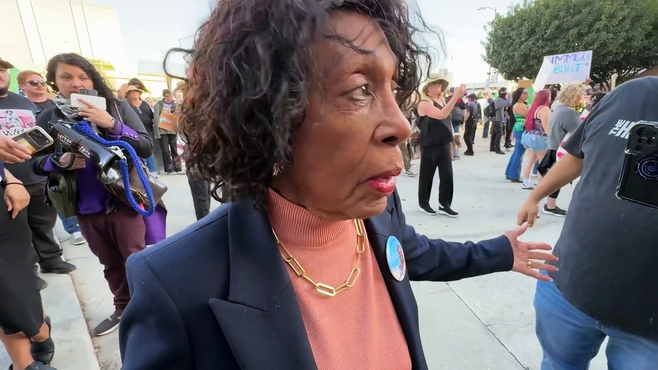 Stunned protester shot in eye by less lethal round in Los Angeles