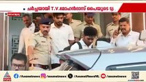 CJ റോയ് ആദായ നികുതി വകുപ്പ് പരിശോധനയ്ക്കെതിരെ നൽകിയ കേസ് പിൻവലിച്ചതിലെ ദുരൂഹത നീക്കാൻ അന്വേഷണം