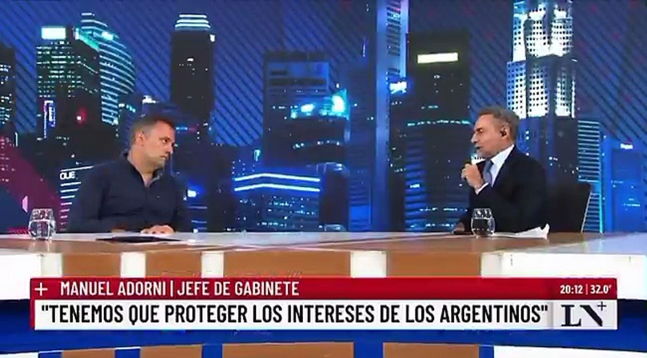 El papelón de Manuel Adorni con Luis Majul. "Te escucho"