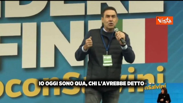 Vannacci lascia la Lega, ecco quando un mese fa rinnovò la sua fedeltà al partito