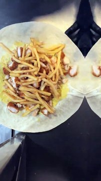 French Tacos Viande Escalope & Tenders & Frites & Sauce Gruyère. #BR3 #Tacos #Foodie #Foodlover #Halal