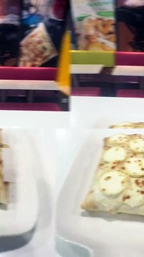 French Tacos Gratiné Chèvre Miel Viande & Frites & Sauce Gruyère. #BR3 #Tacos #Foodie #Foodlover #Miel
