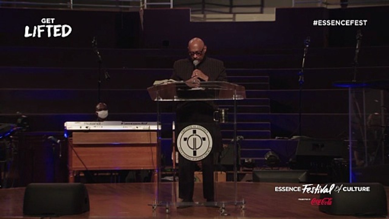 Keynote performance from Bishop Morton