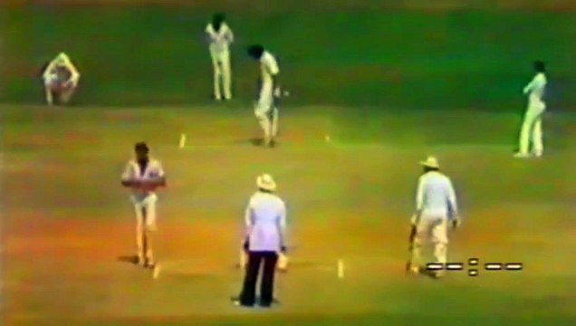 Sarfraz Nawaz 17 off 34 Balls 37 Mins 2 Fours Ist Test at Karachi in Feb 1980