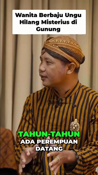 Pertemuan Misterius_ Wanita Ungu di Gunung Malam Hari