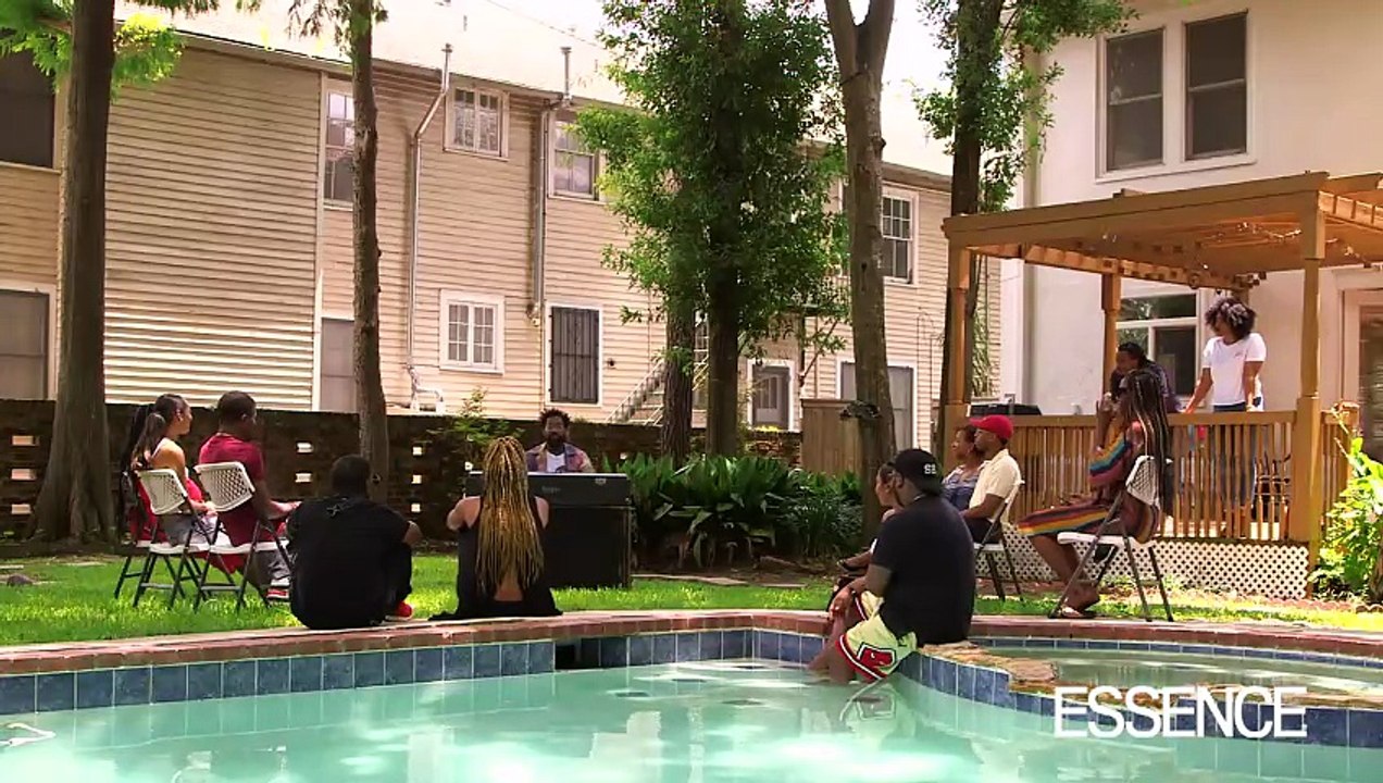 PJ MORTON serenades ESSENCE right from his backyard!