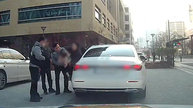 의식 잃은 1살 아기, 경찰 신속 대응으로 살려 [앵커리포트] / YTN