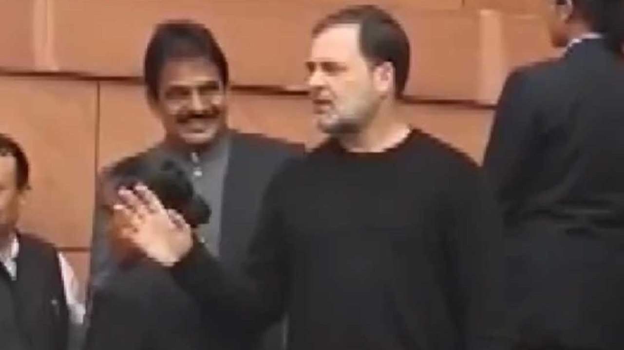 Rahul Gandhi vs Ravneet Bittu: संसद गेट पर हुई ये बहस!