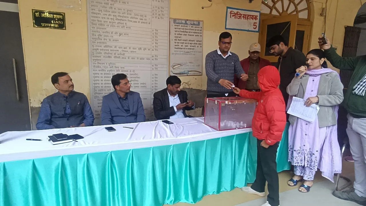 अलवर चौपाटी के लिए फूड स्ट्रीट दुकानों की लॉटरी निकली, 42 स्टॉल आवंटित