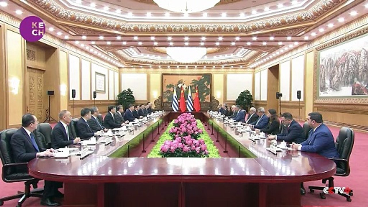 Chinese President Xi Jinping holds talks with Uruguayan President Yamandu Orsi