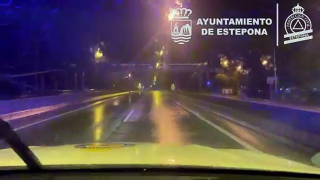 La borrasca Leonardo impacta en Andalucía: Avisos rojos, riesgo de desbordamientos y desalojos