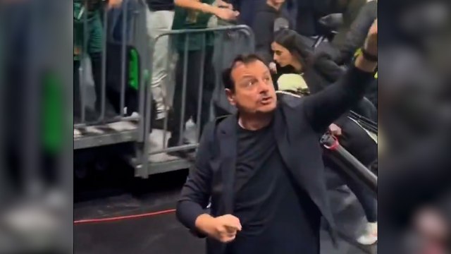 Ergin Ataman maç sonu kendinden geçti