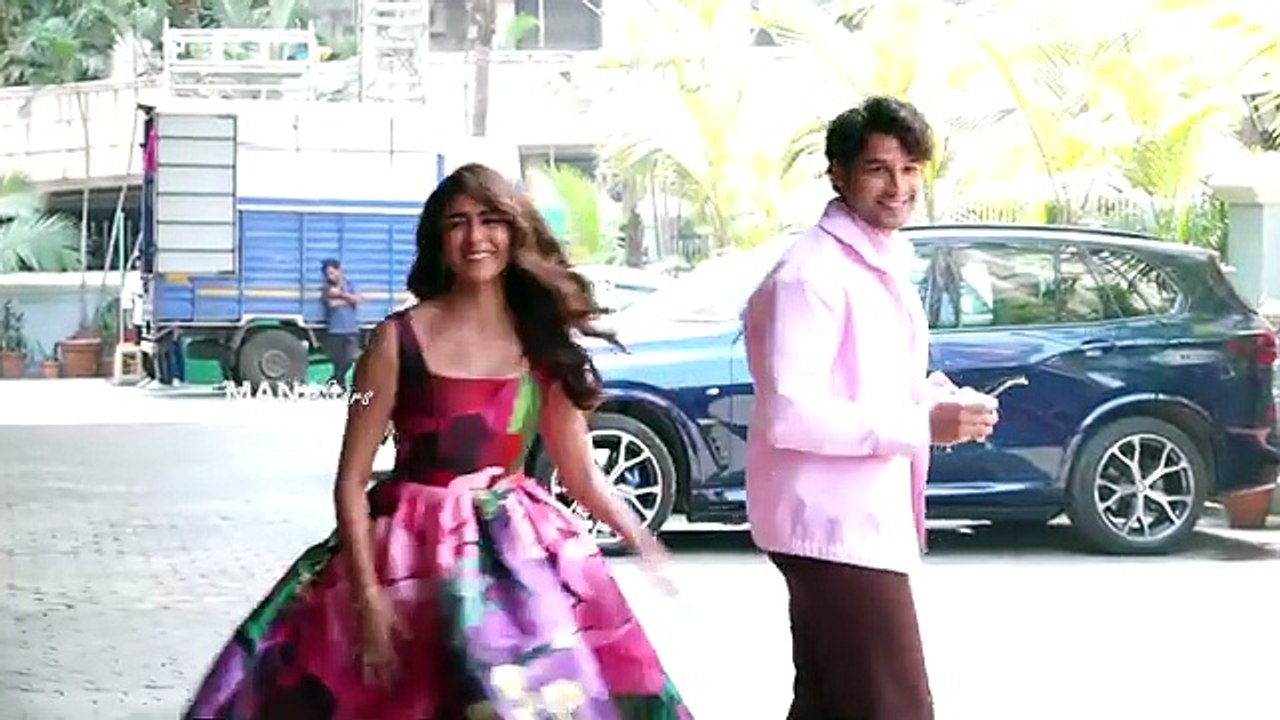 Mrunal Thakur & Siddhant Chaturvedi Spotted Do Deewane Seher Mein Movie Promotions