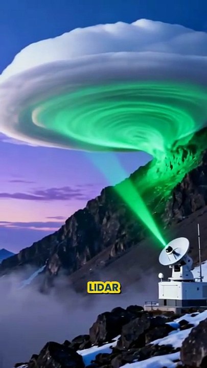 Hidden Dangers: Why Pilots Fear the Spectacular Lenticular Cloud