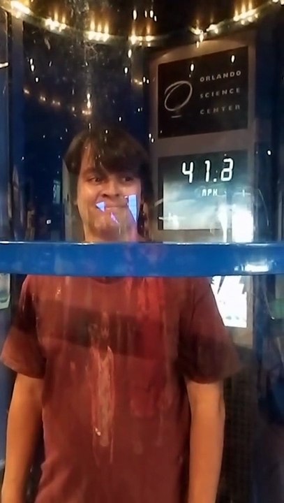 Orlando Science Center 2017 06 30 Big Hair