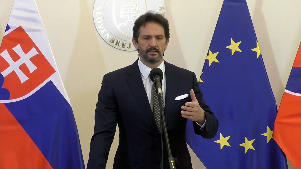 ZÁZNAM: R. Kaliňák: Rezort obrany upozornil na prípady korupcie