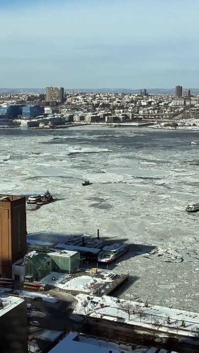❄️ Navigation en eaux (presque) gelées à New York.