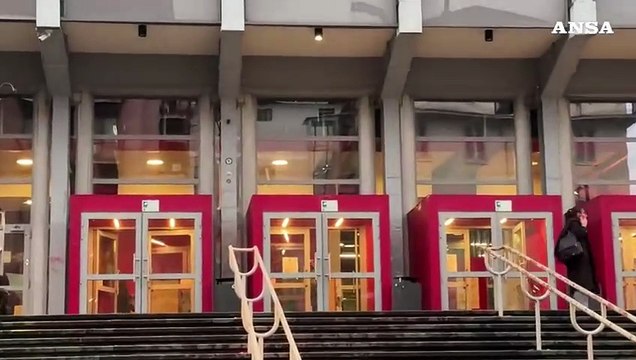 Torino, le scritte in Ateneo contro le Forze dell'ordine