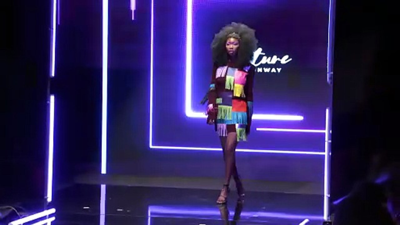TEXTURE ON THE RUNWAY_fringe