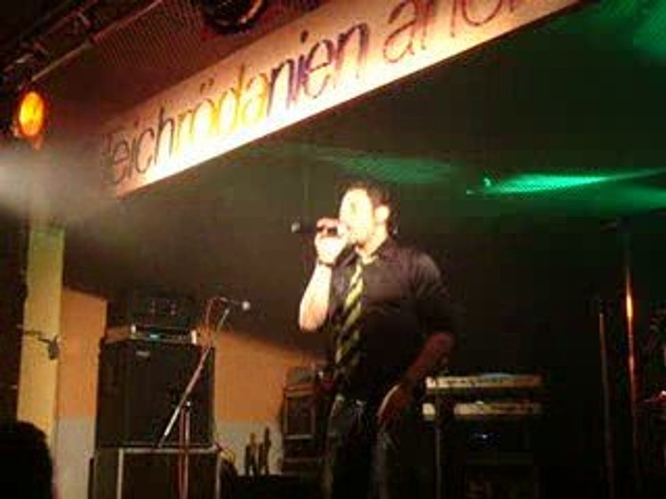 Cliff - Dance with somebody