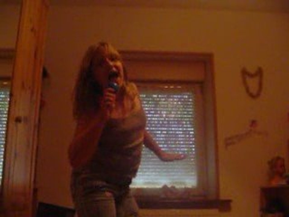 Britney Spears - Crazy