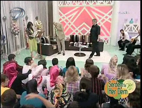 Cengiz Kurtoğlu ( Gelin Olmuş Canlı 2009 )