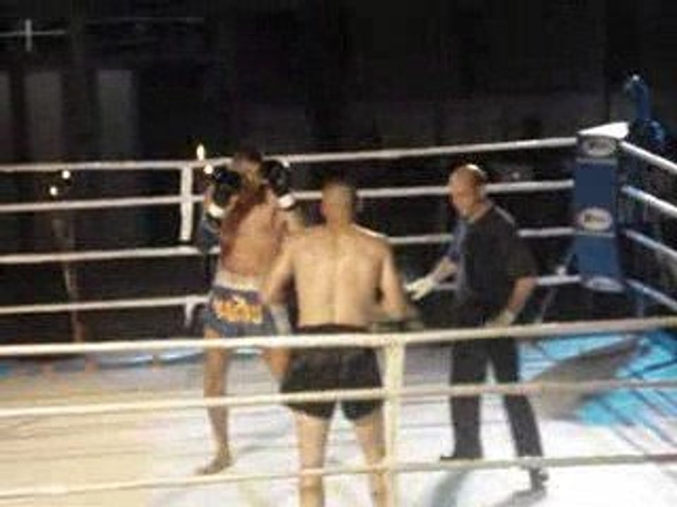MUAY THAI COMBAT 2