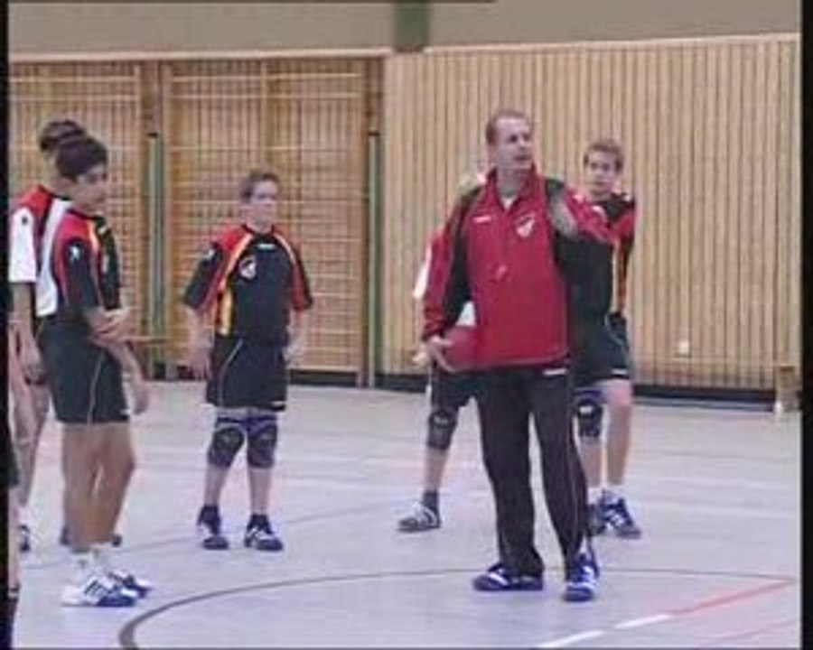 3-3(üçe üç) savunma hücum çalışmaları