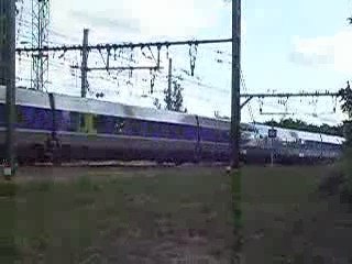 Croisement de 2 TGV à Coutras le 10/07/09