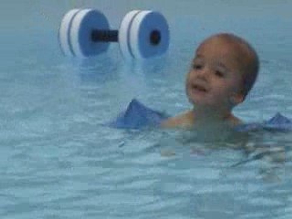 A la piscine 2