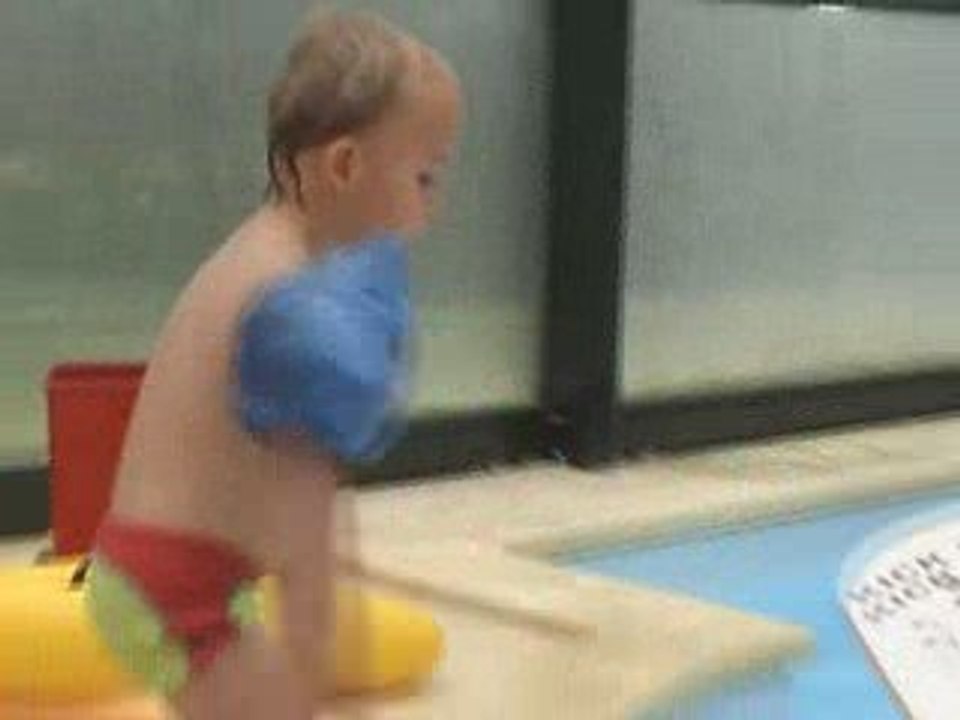 A la piscine 4 - A la recherche de Vonnette et Daniel