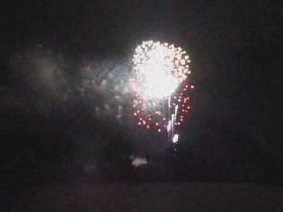 Crestline Ohio July 4th Fireworks Finale 2009