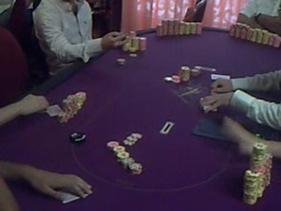 Tuni 4bet allin Neoflo