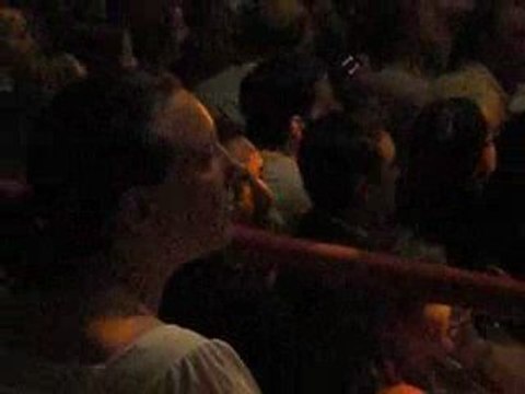 Bruno Solo au concert de Britney spears Bercy 6 juillet